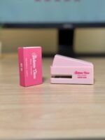 ⁦دباسة + دبابيس Sakura تصميم مكعب⁩ - الصورة ⁦3⁩