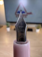 ⁦Fountain pen M&G | حبر سن ريشة معدن⁩ - الصورة ⁦2⁩